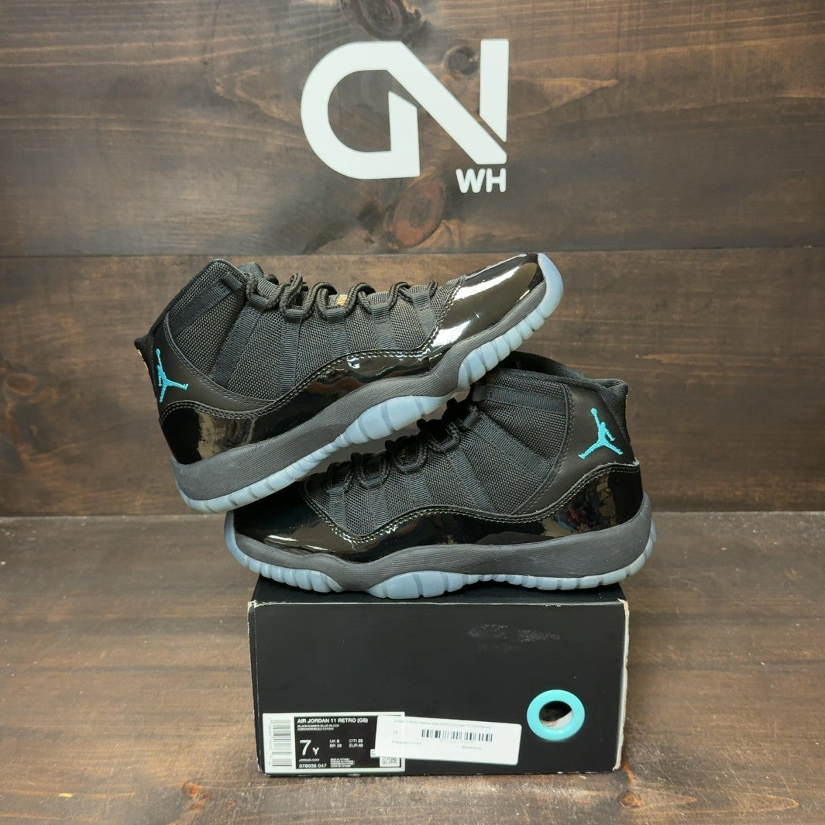 Jordan 11 Retro Gamma Blue (2025) (GS) - Image 2