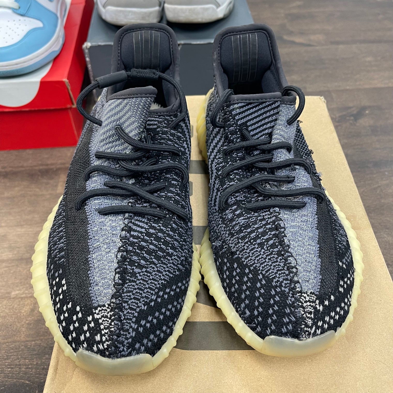 Carbon Yeezy 350 (USED, No Insoles)