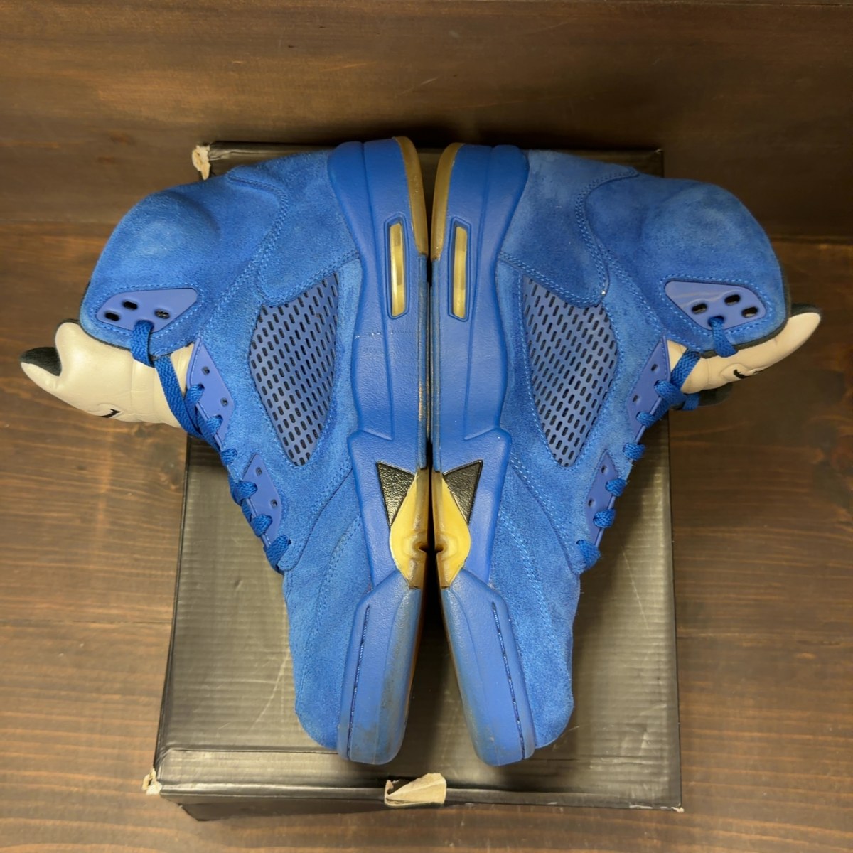 Jordan 5 Retro Blue Suede Size 12 (Pre-Owned) - Image 4