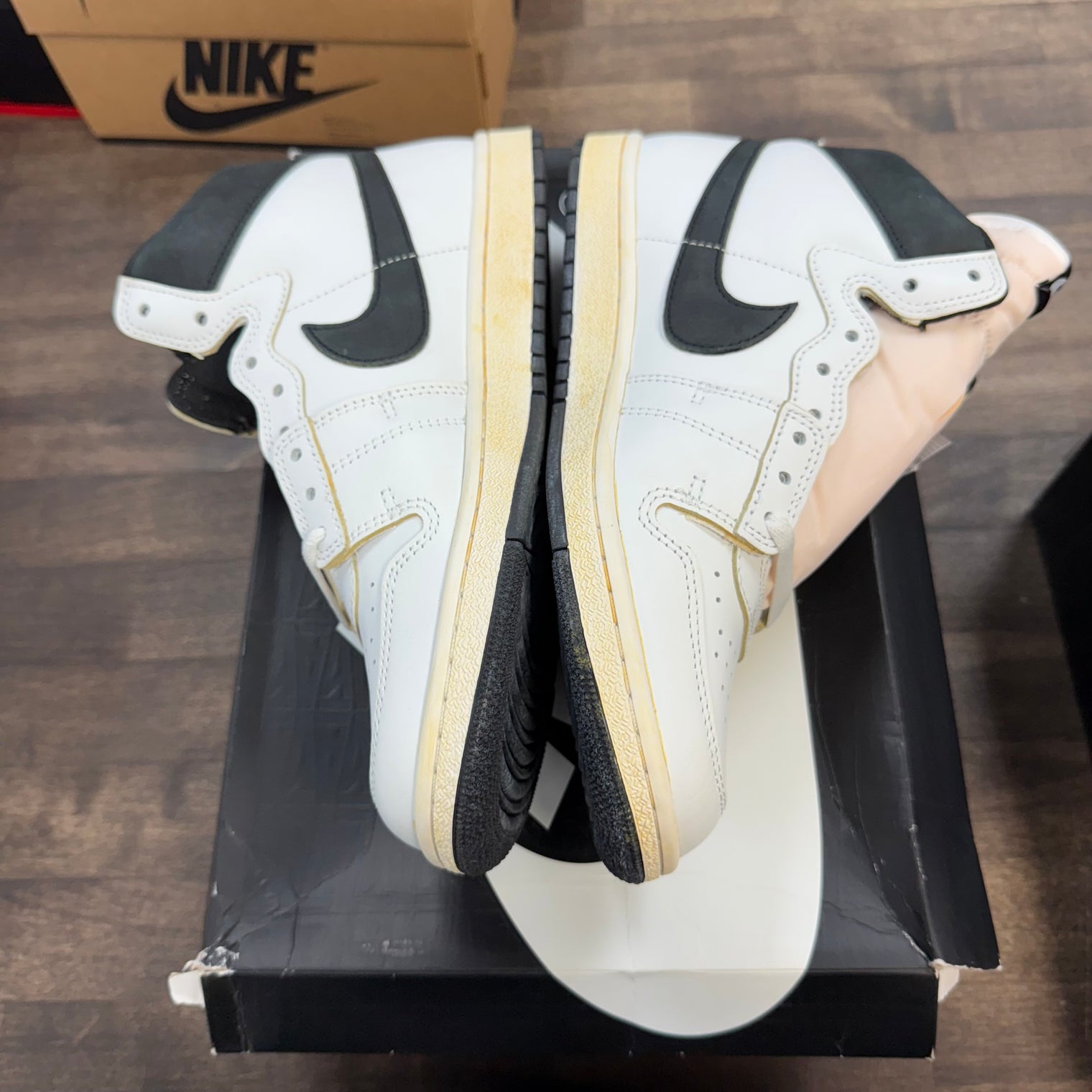 A Ma Maniere White Black Air Ship PE SP (Lightly Worn)