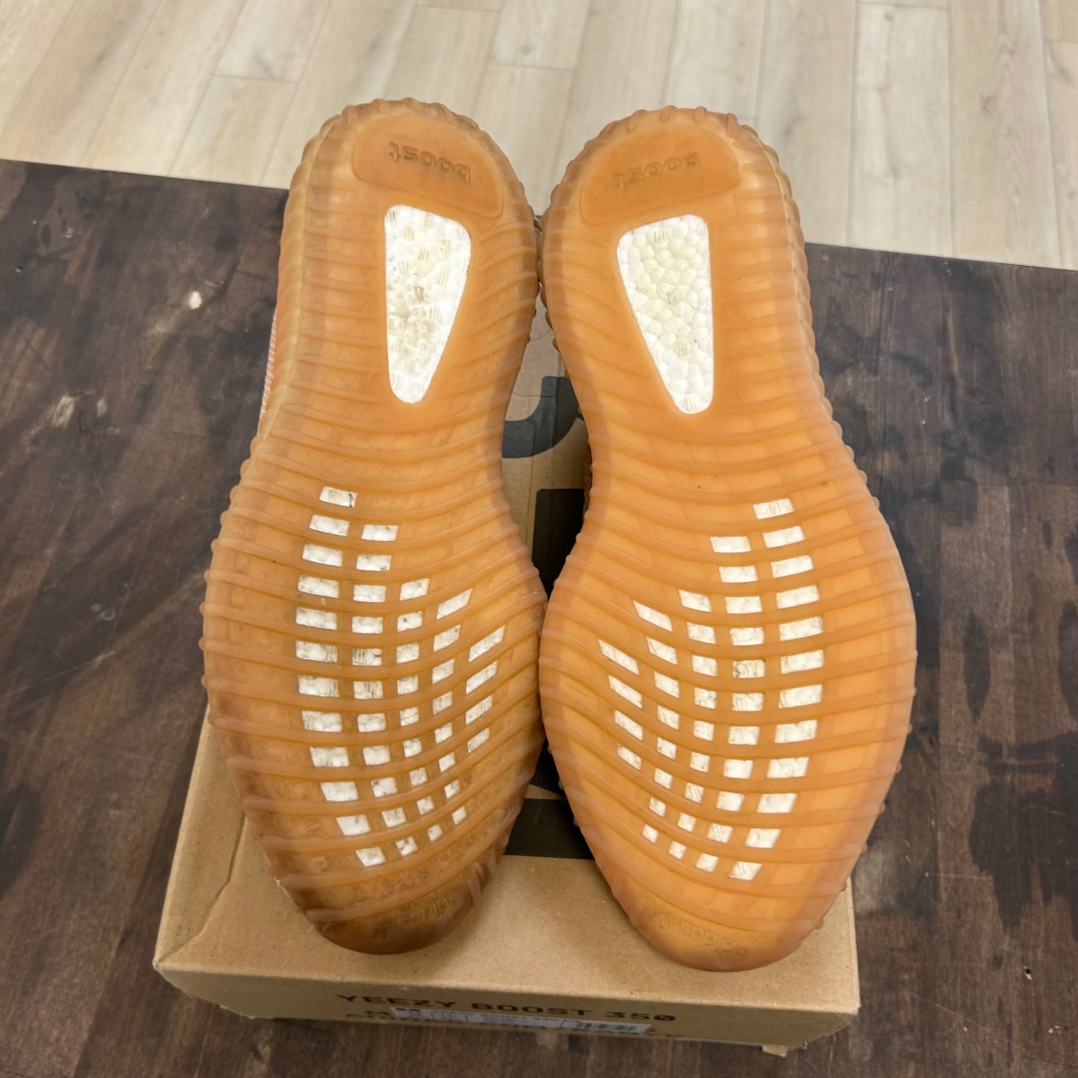 adidas Yeezy Boost 350 V2 Clay - Image 5