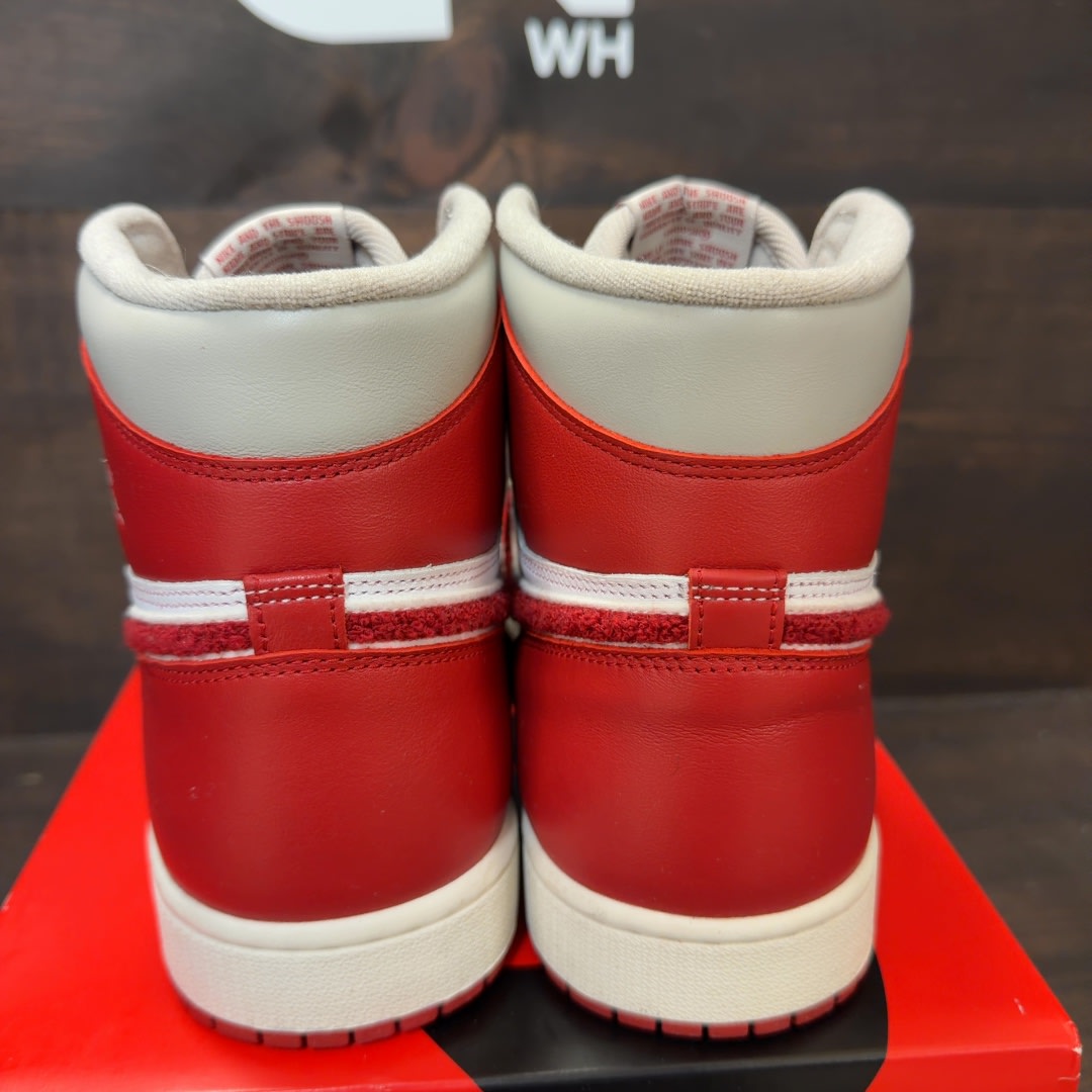Jordan 1 Retro High OG Varsity Red (Women's) - Image 4