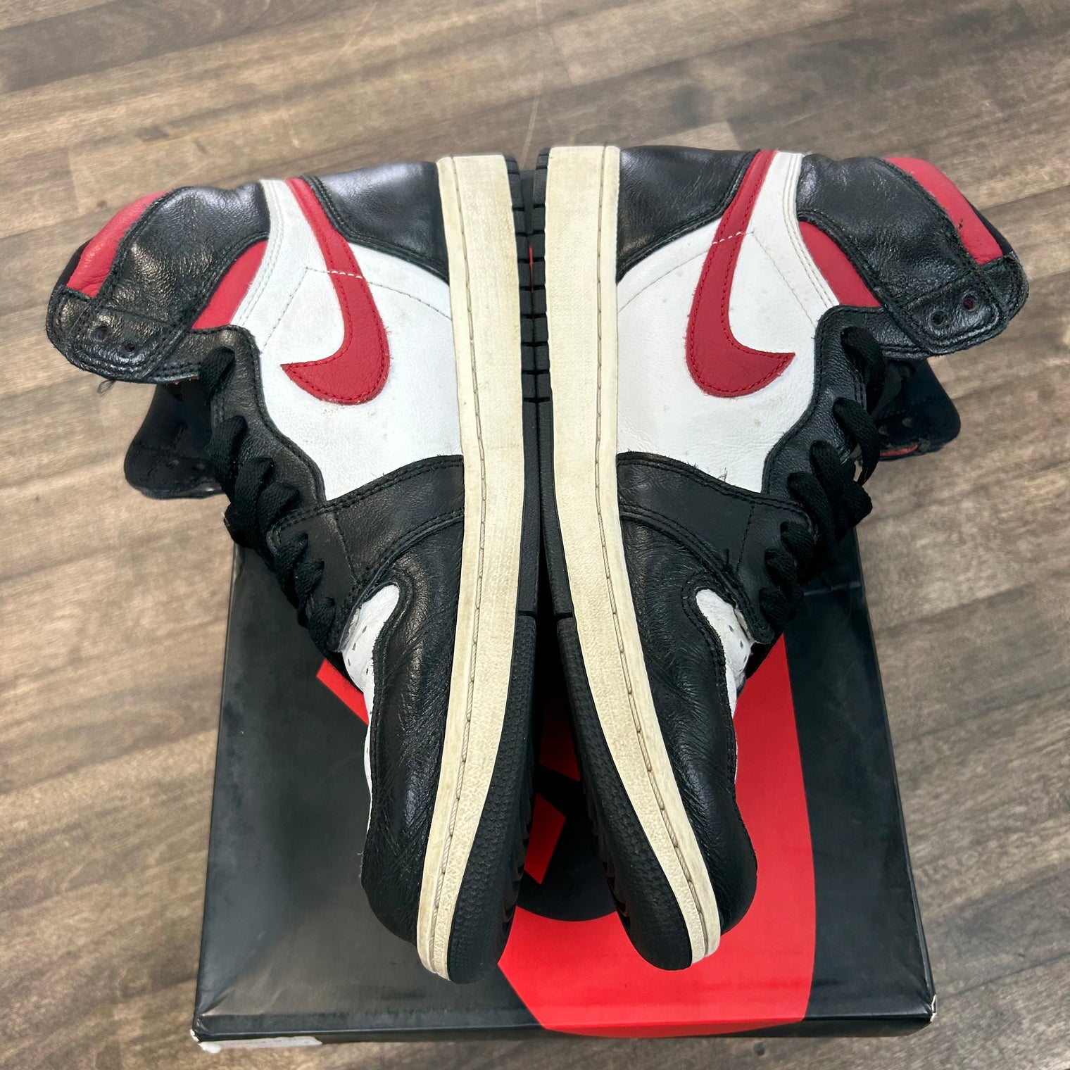Gym Red Black Jordan 1 High Retro (USED)