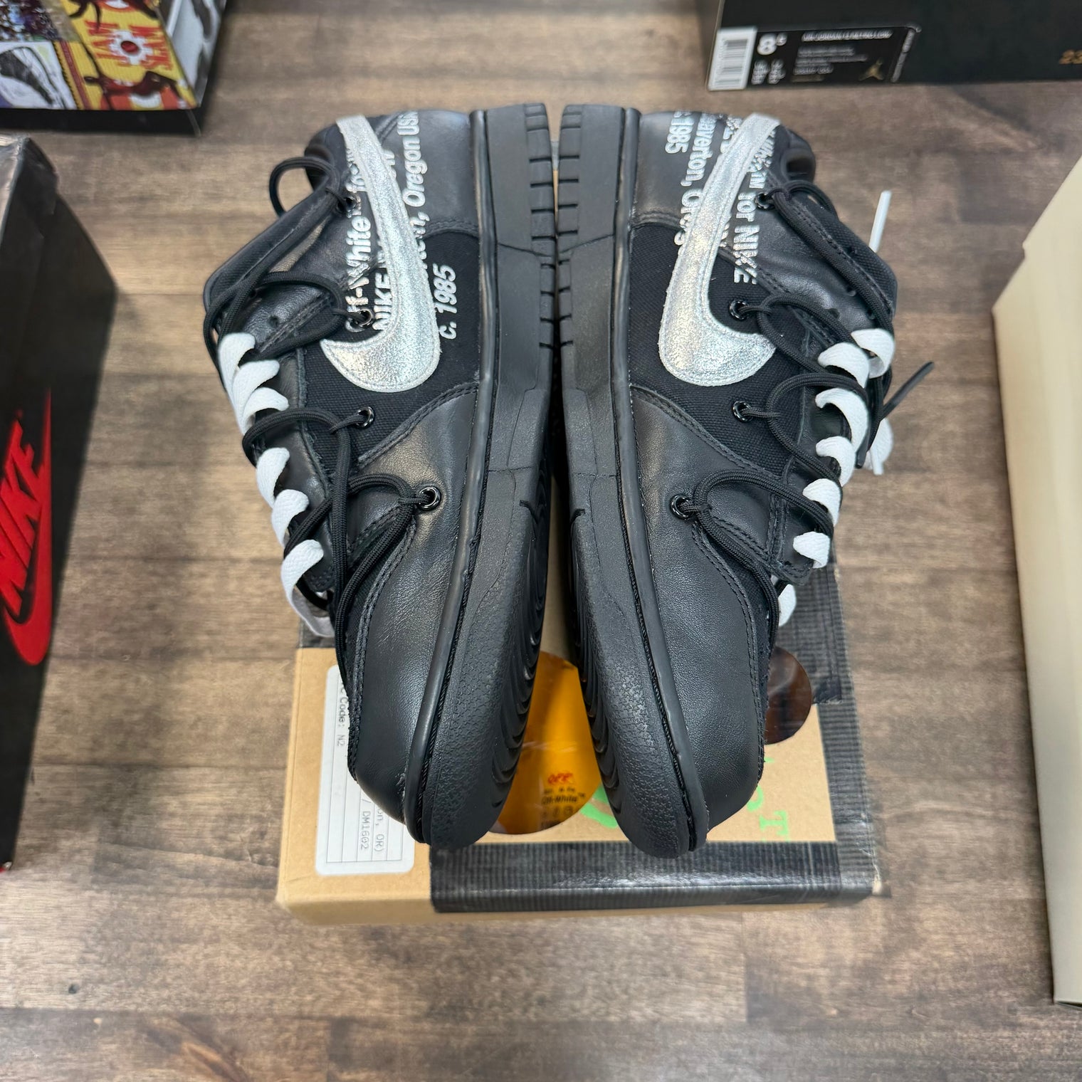 Off-White Lot 50 of 50 Dunk Low (USED)