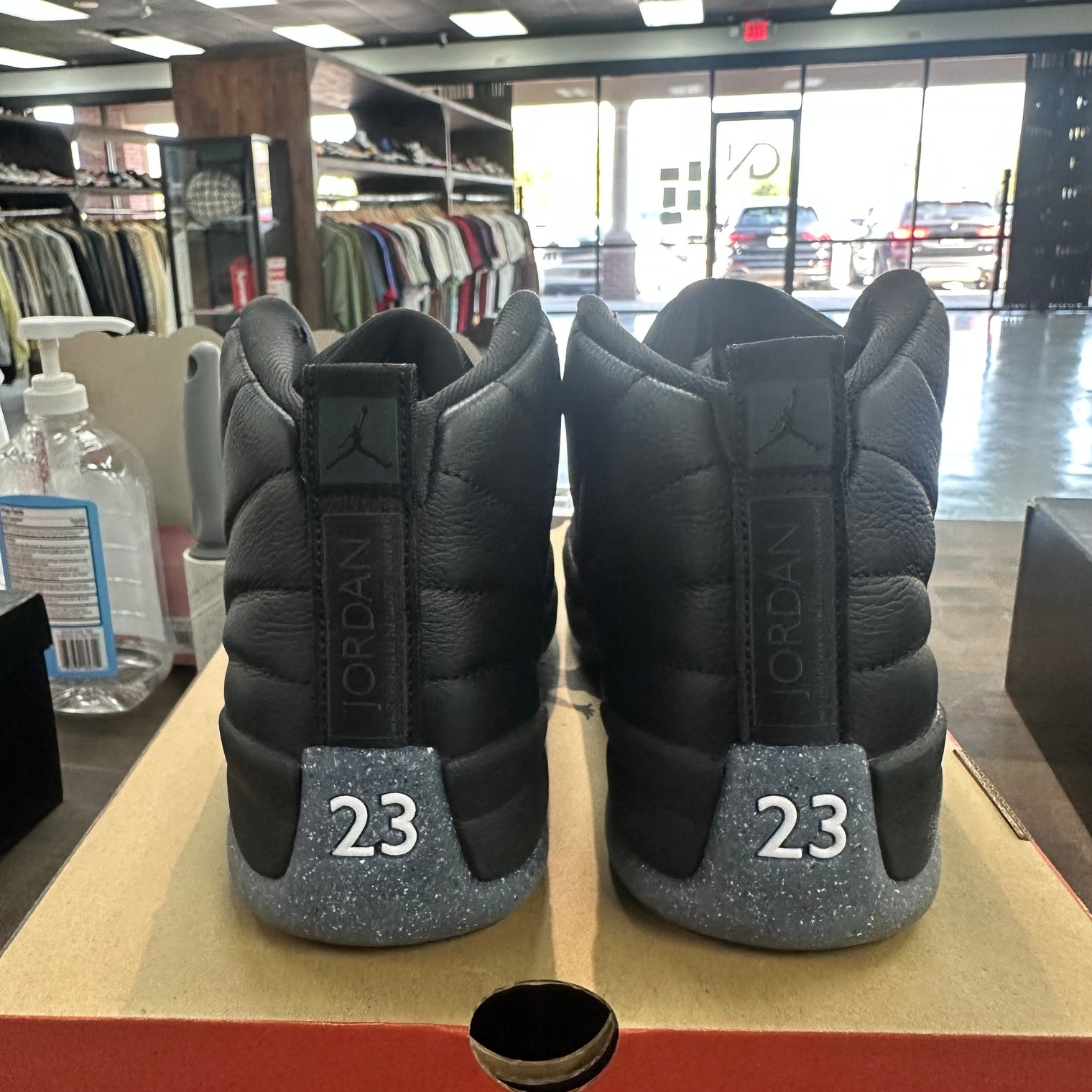 Utility Grid Jordan 12 (USED)