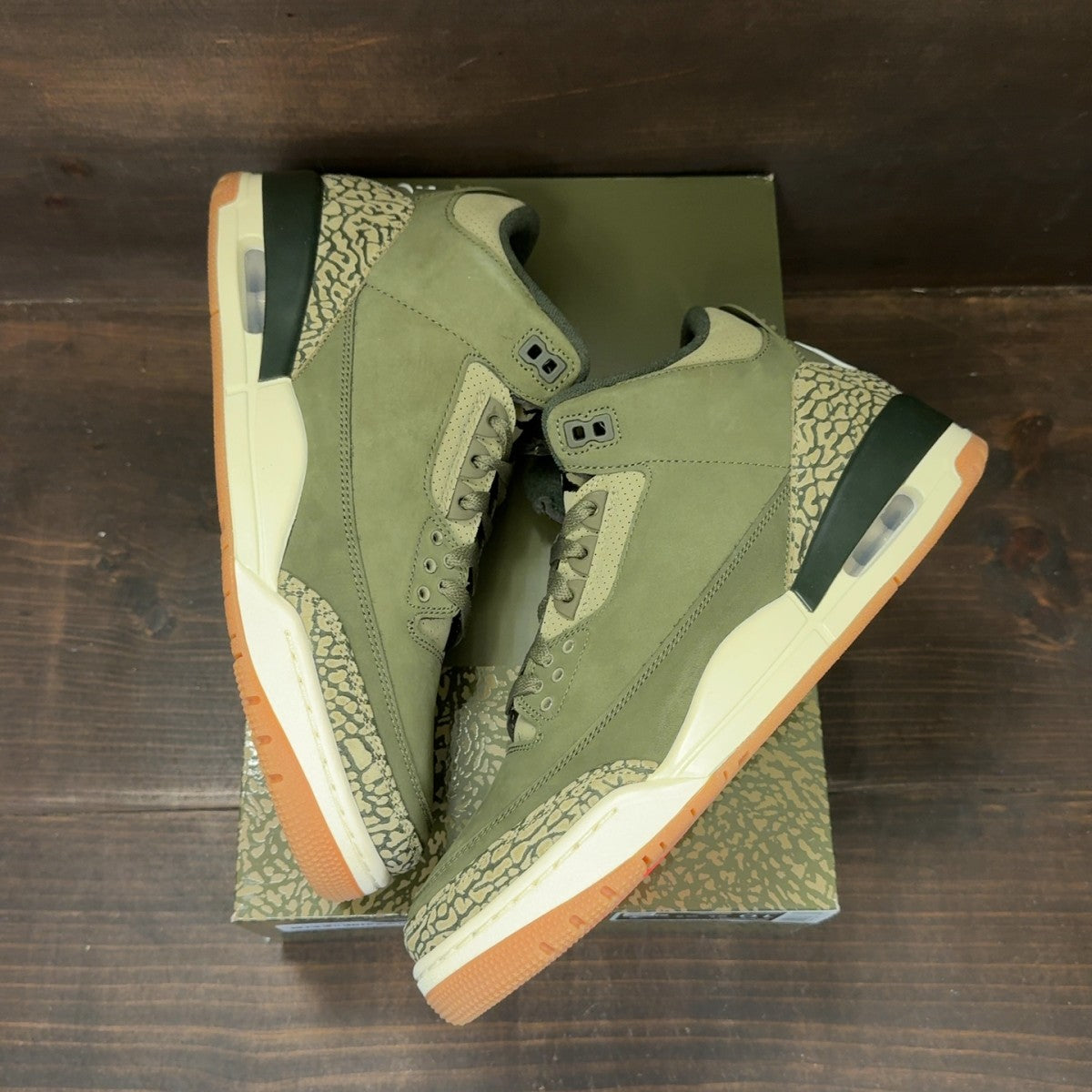 Jordan 3 Retro Family Affair - Image 2