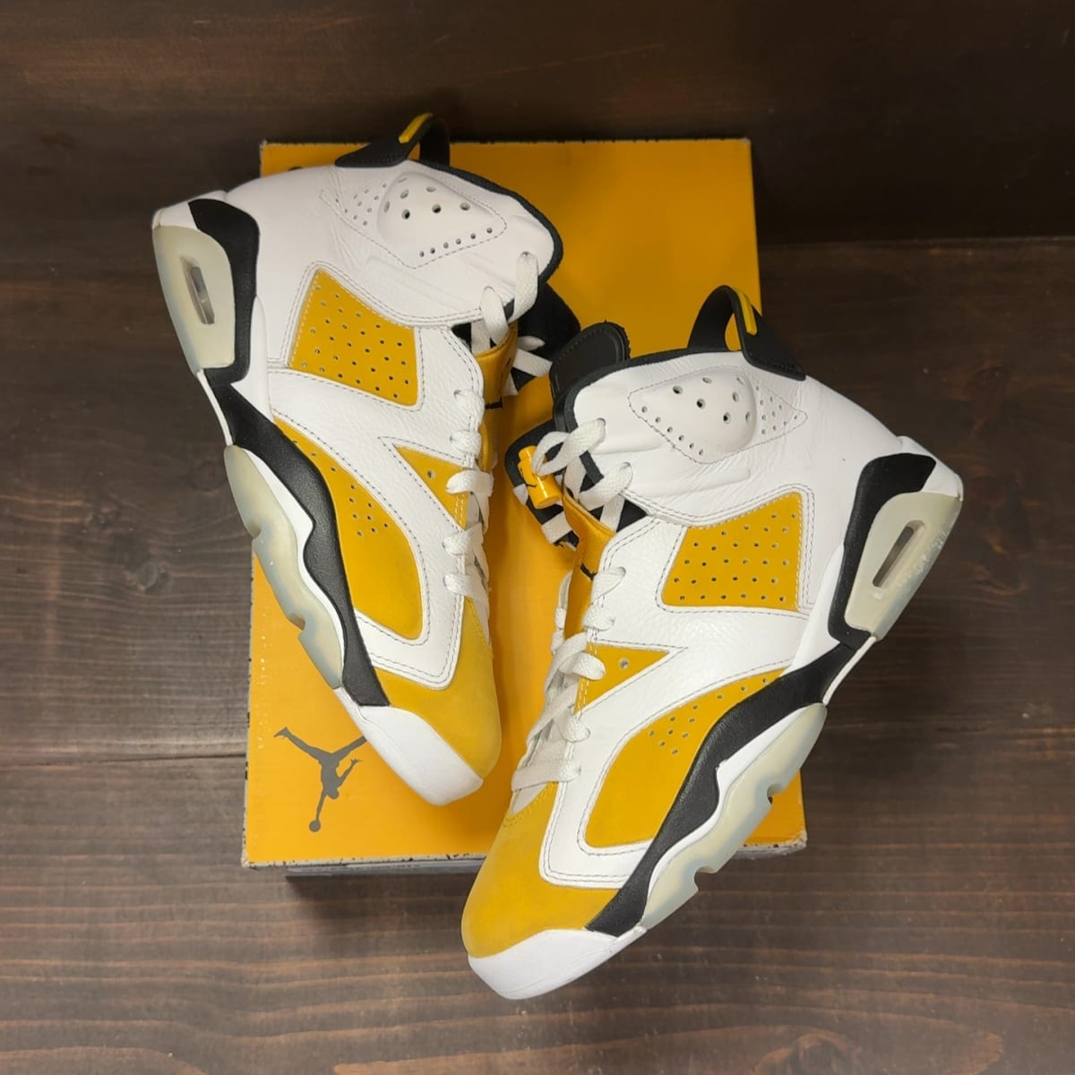 Jordan 6 Retro Yellow Ochre Size 7.5 (Pre-Owned) - back