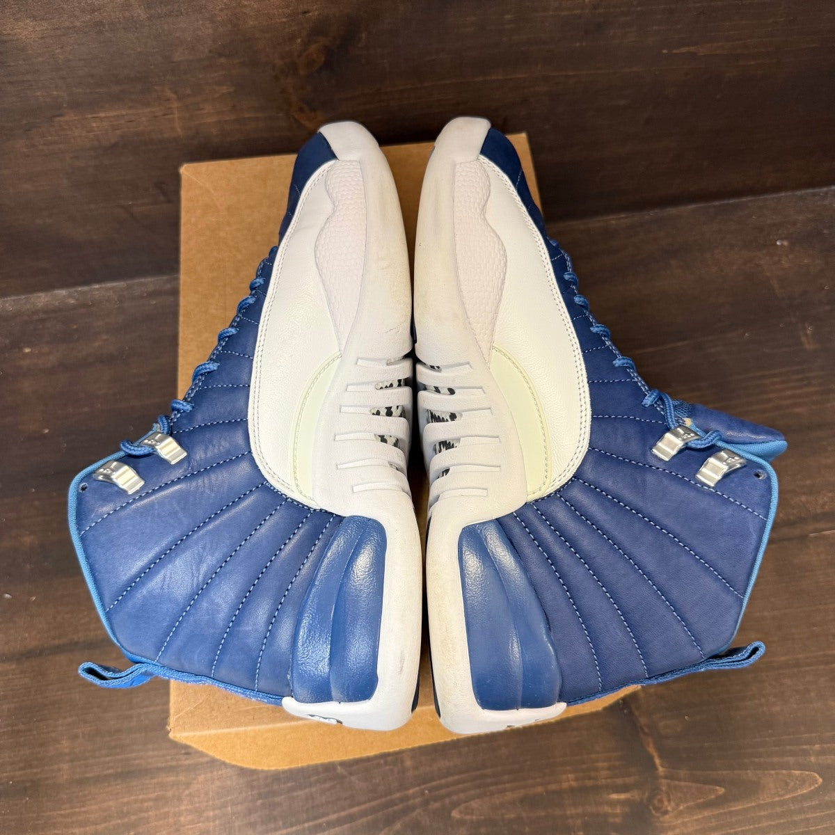 Jordan 12 Retro Indigo Size 9.5 (Pre-Owned) - Image 4