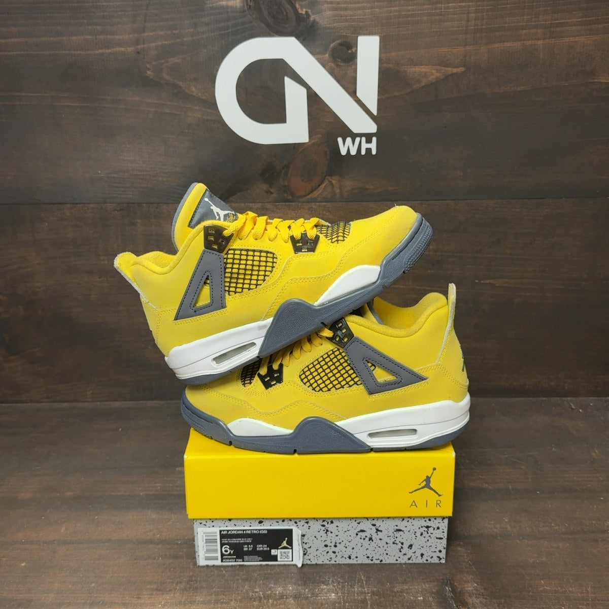 Jordan 4 Retro Lightning (2021) (GS) - Image 1