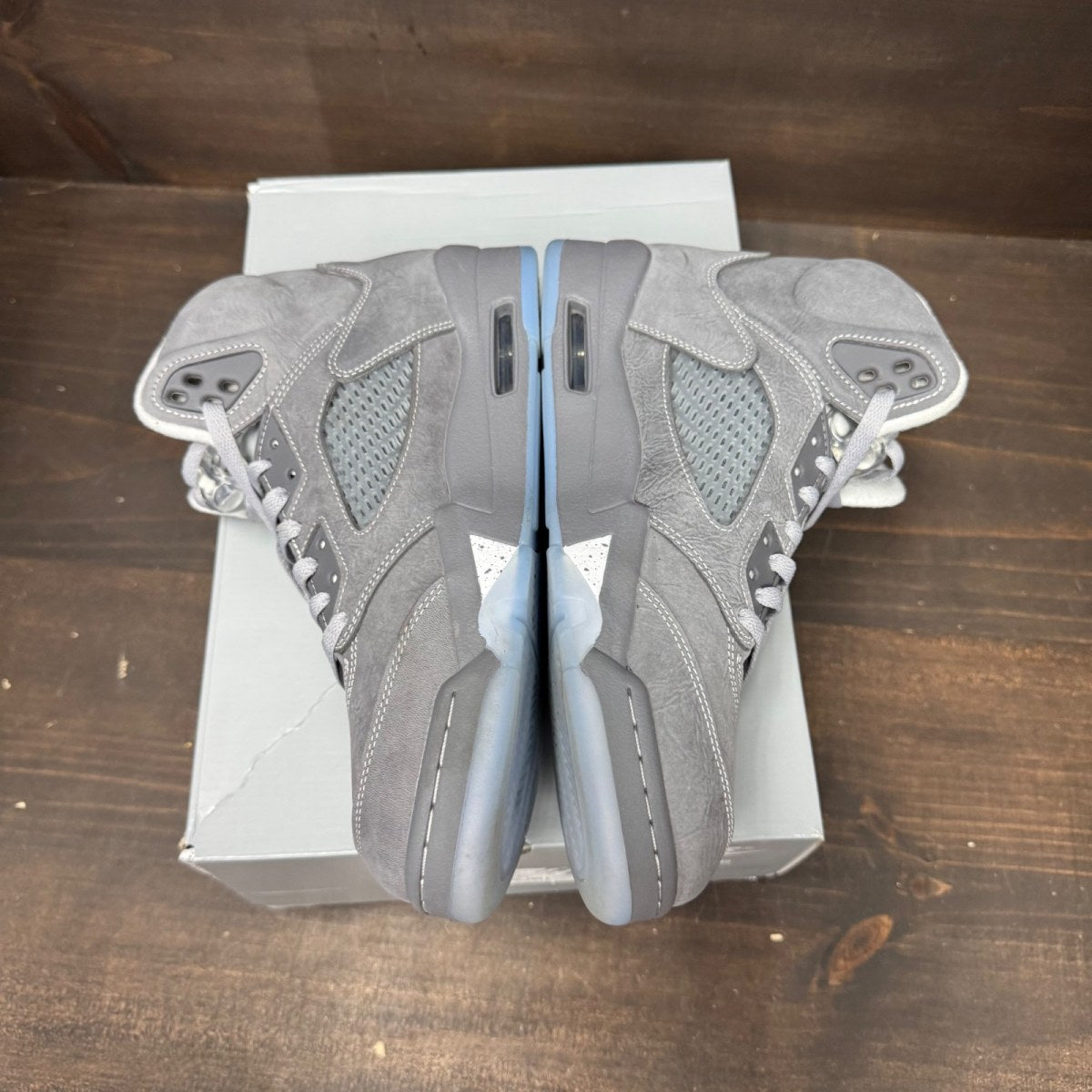 Jordan 5 Retro Wolf Grey (2026) - Image 4