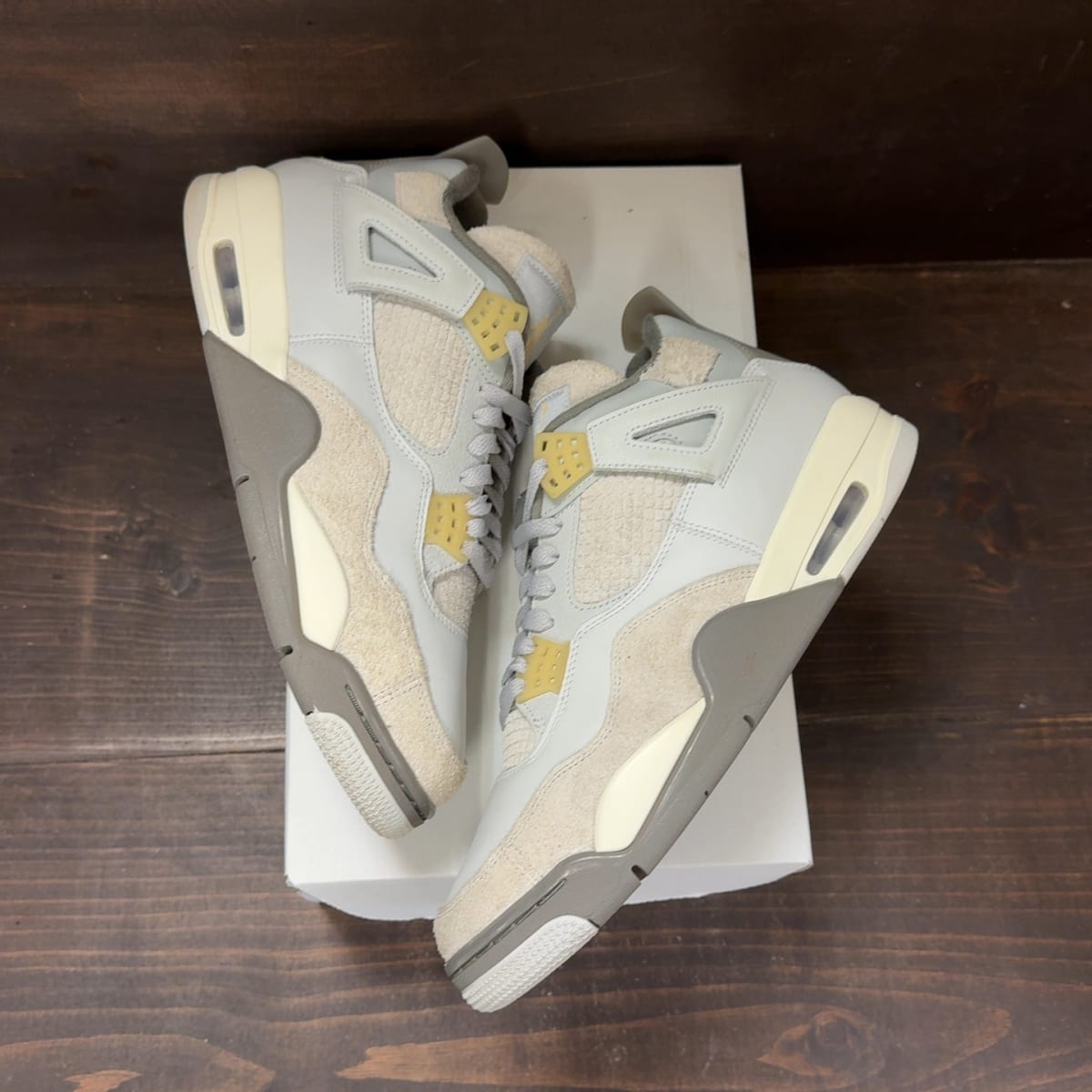 Jordan 4 Retro SE Craft Photon Dust Size 11 (Pre-Owned) - back