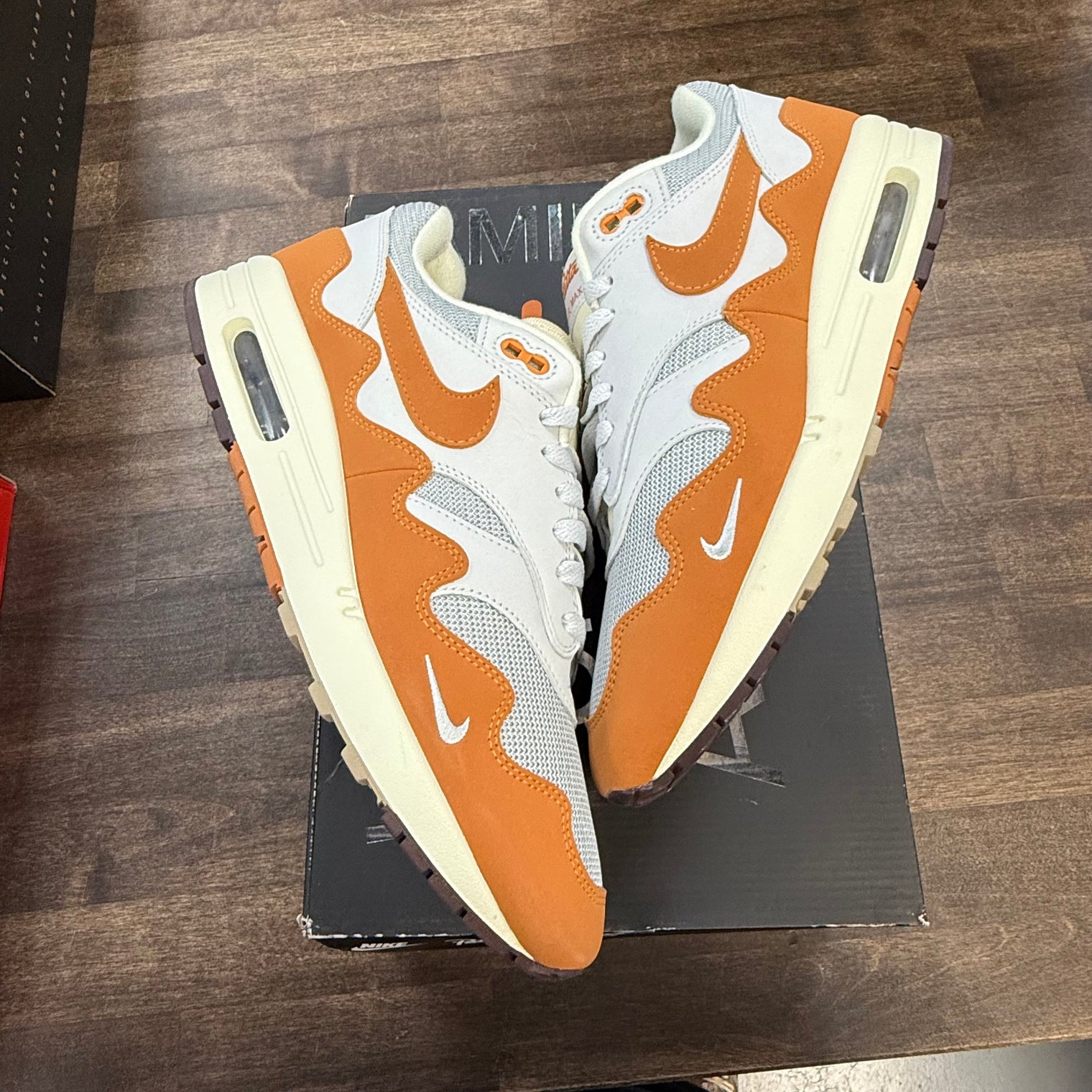 Patta Waves Monarch Air Max 1 (USED)