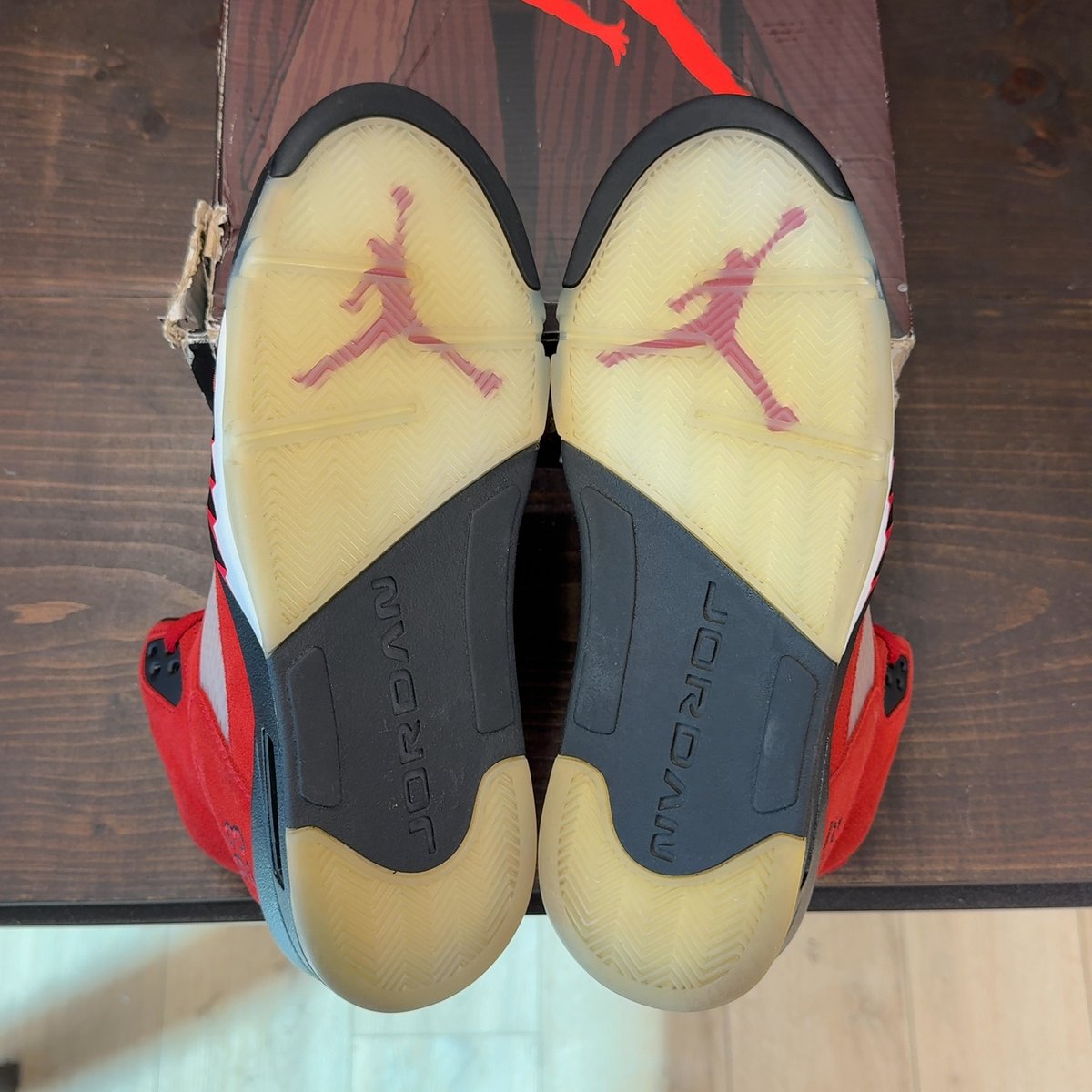 Jordan 5 Retro Raging Bull Red (2021) Size 11.5 (Pre-Owned) - aux