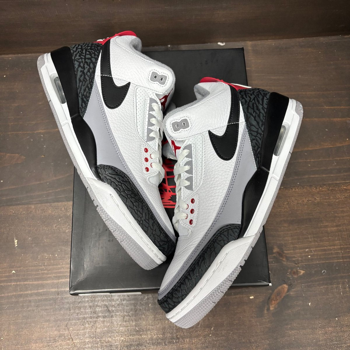 Jordan 3 Retro Tinker Hatfield Size 10 (Pre-Owned) - back