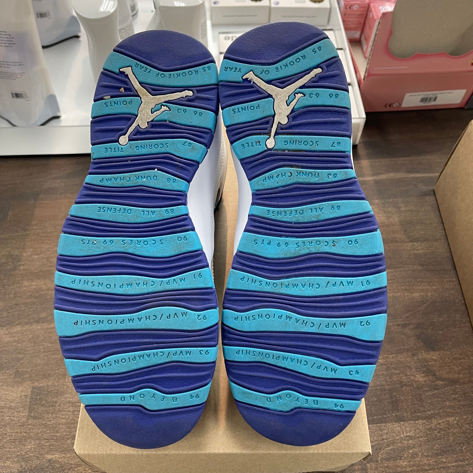 Charlotte Jordan 10 Retro (2016) (USED, No Box)