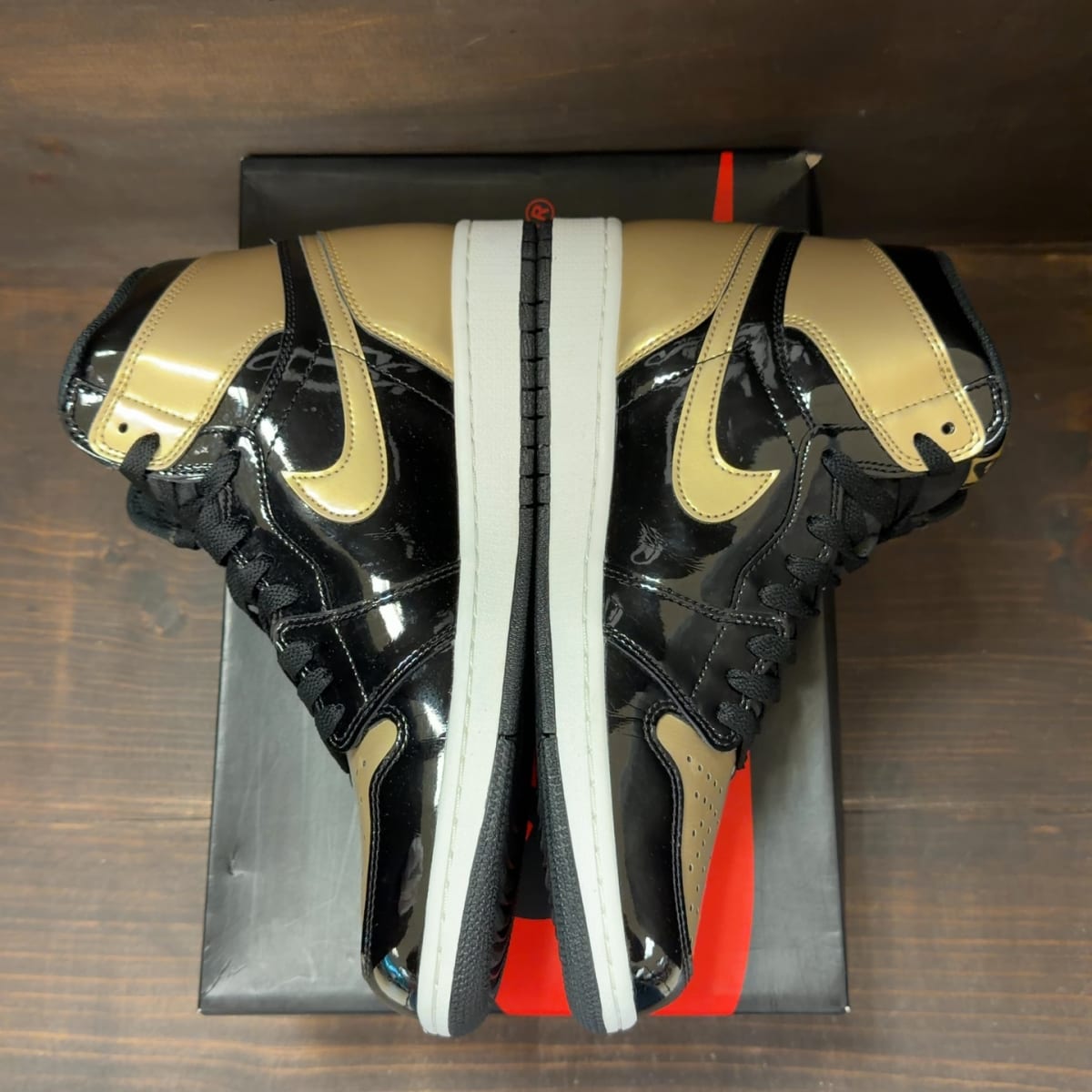 Jordan 1 Retro High NRG Patent Gold Toe Size 10 (Pre-Owned) - aux