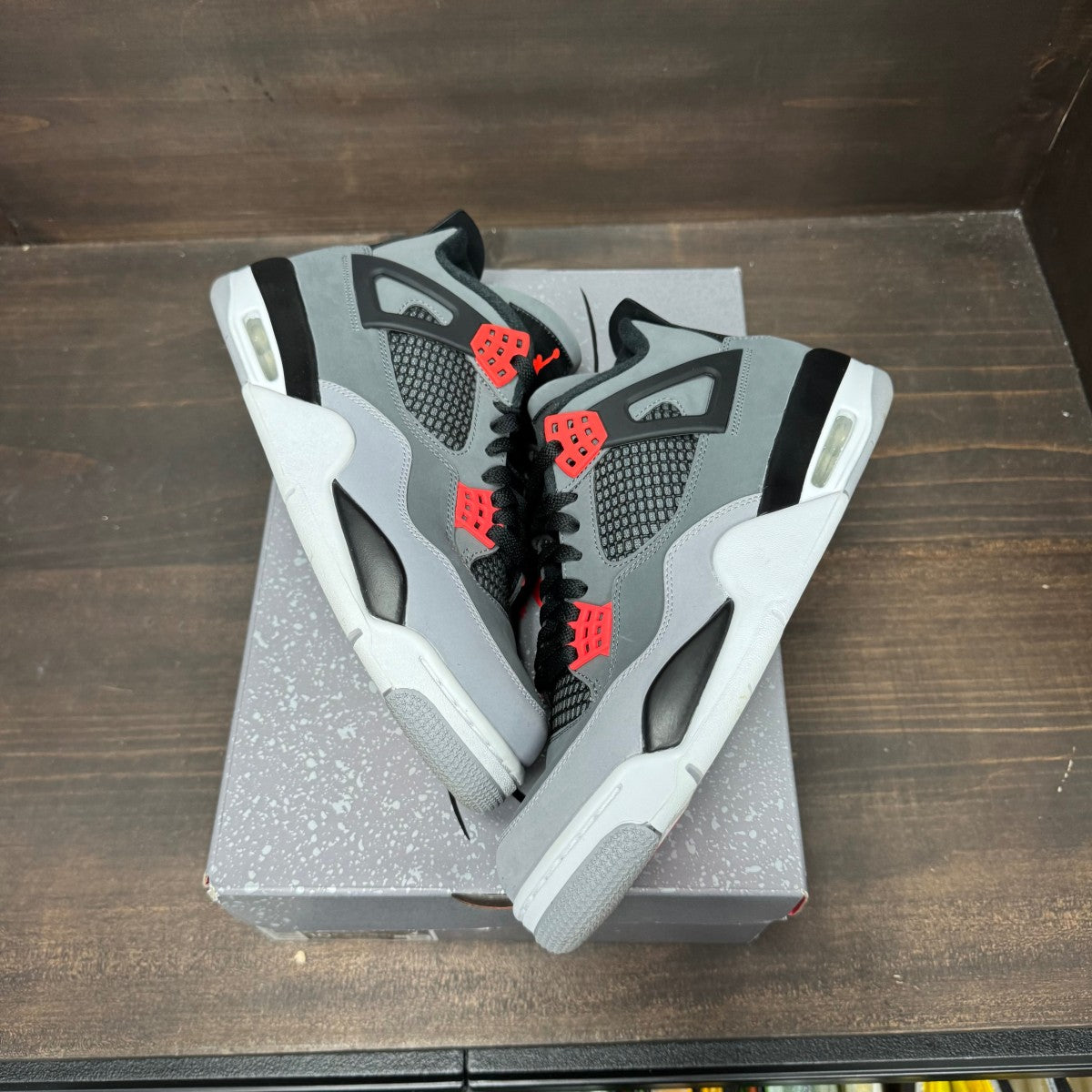 Jordan 4 Retro Infrared - Image 2