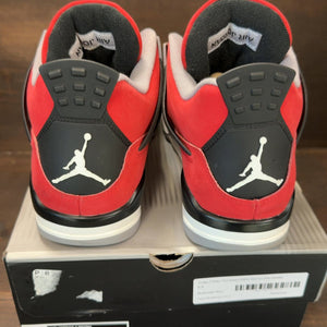 Jordan 4 Retro Toro Bravo (2026) Size 8.5 (Pre-Owned) - aux