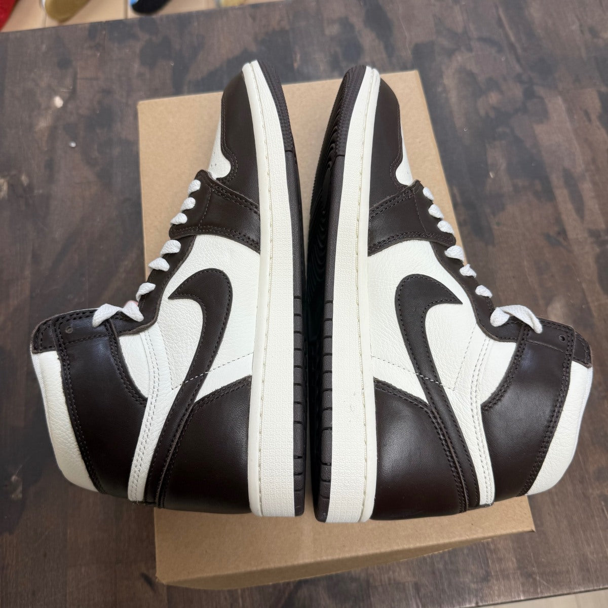 Jordan 1 Retro High OG Light Madder Root (Women's) Size 8W (Pre-Owned) - Image 2