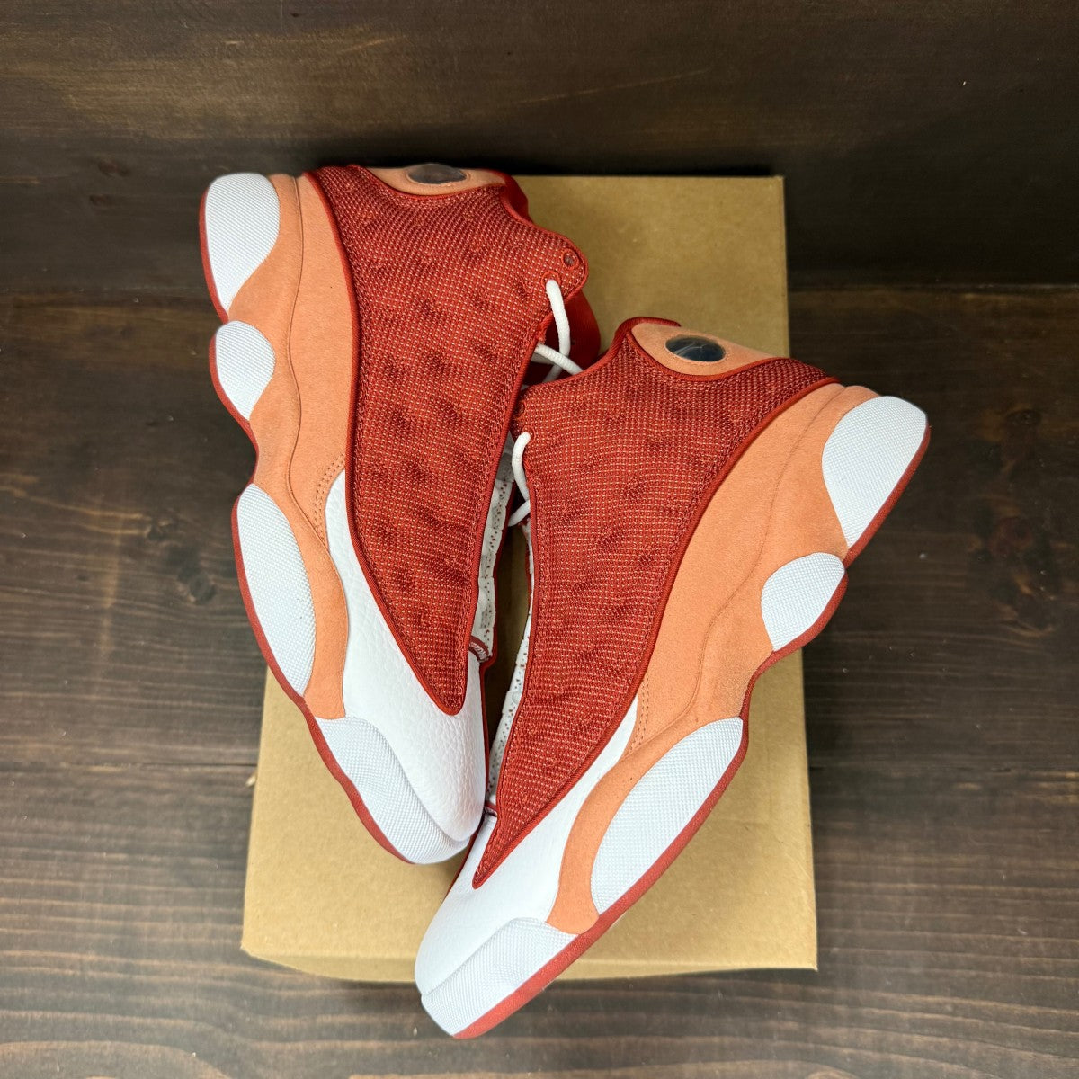 Jordan 13 Retro Dune Red Size 8.5 (Pre-Owned) - Image 2