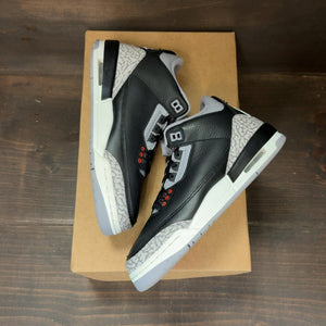 Jordan 3 Retro Black Cement (2024) (GS) Size 5.5Y (Pre-Owned) - Image 2