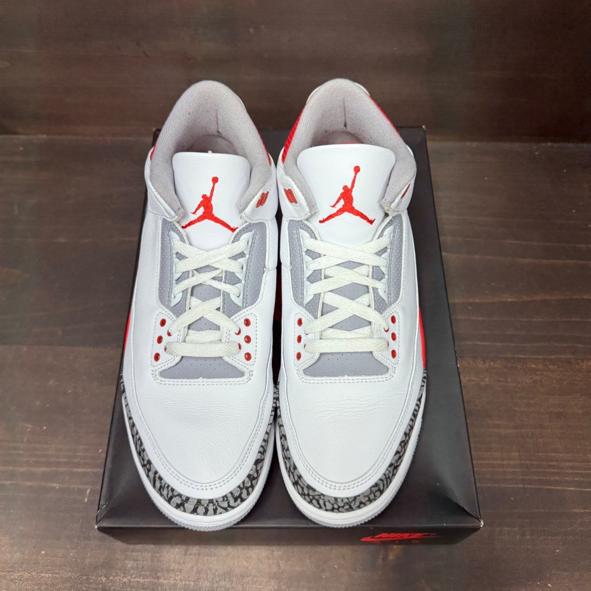 Jordan 3 Retro Fire Red (2022) Size 10.5 (Pre-Owned)