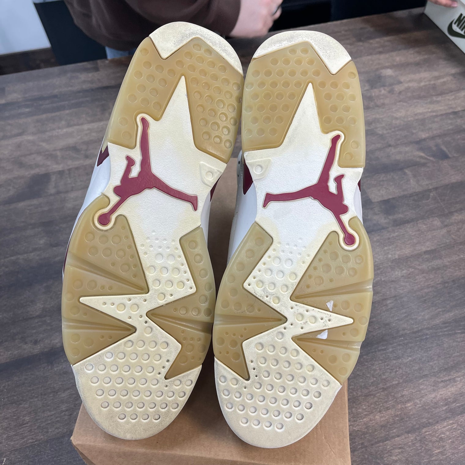 Maroon Jordan 6 (2015) (USED, No Box)