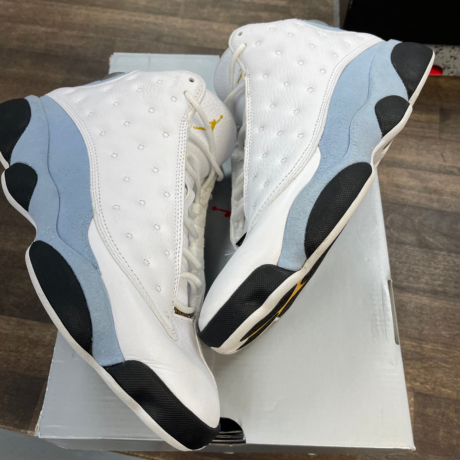 Blue Grey Jordan 13 (USED)