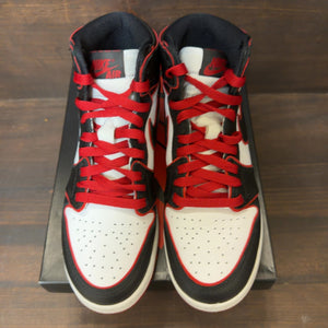 Jordan 1 Retro High Bloodline (GS) Size 5Y (Pre-Owned)