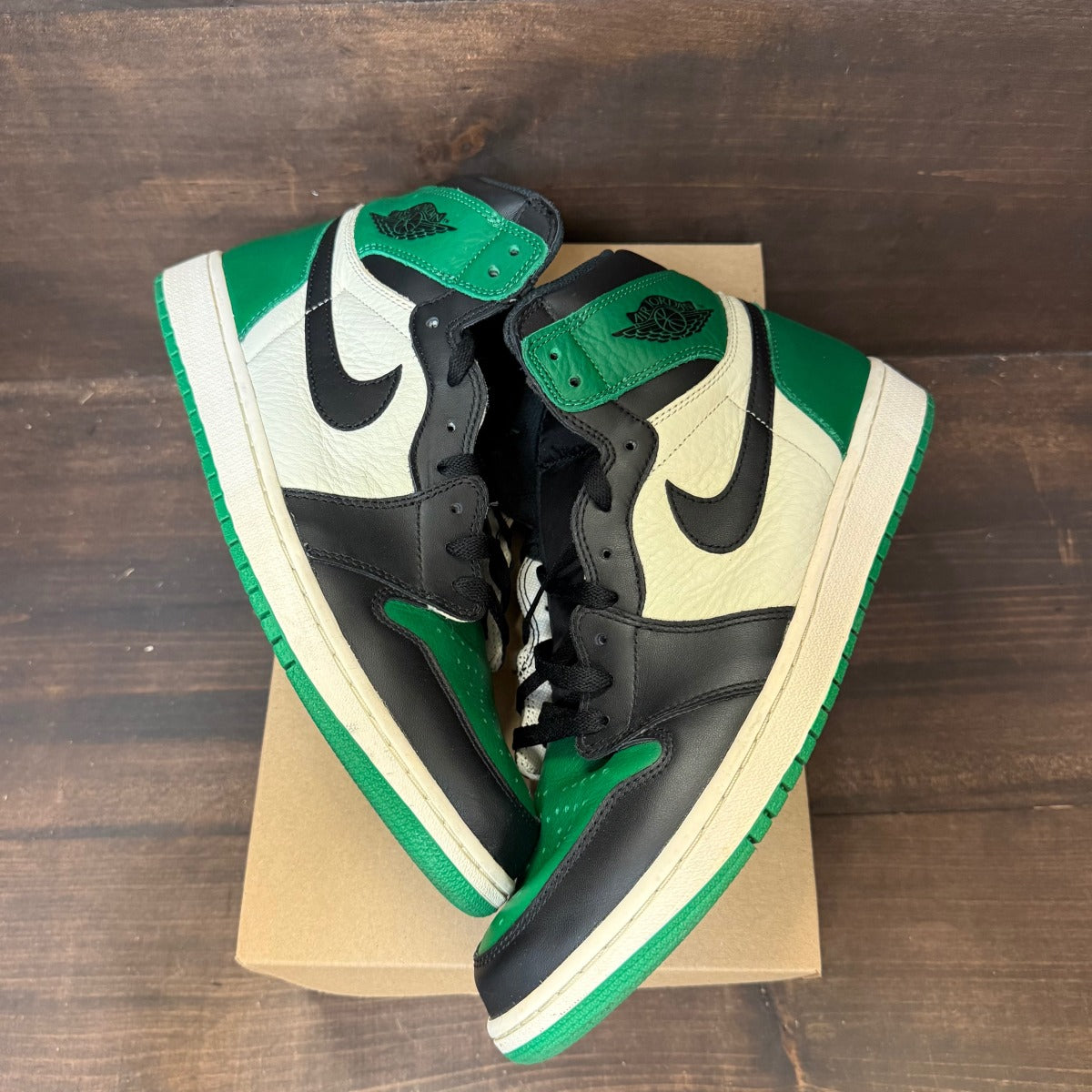 Jordan 1 Retro High Pine Green Size 12 (Pre-Owned) - Image 2