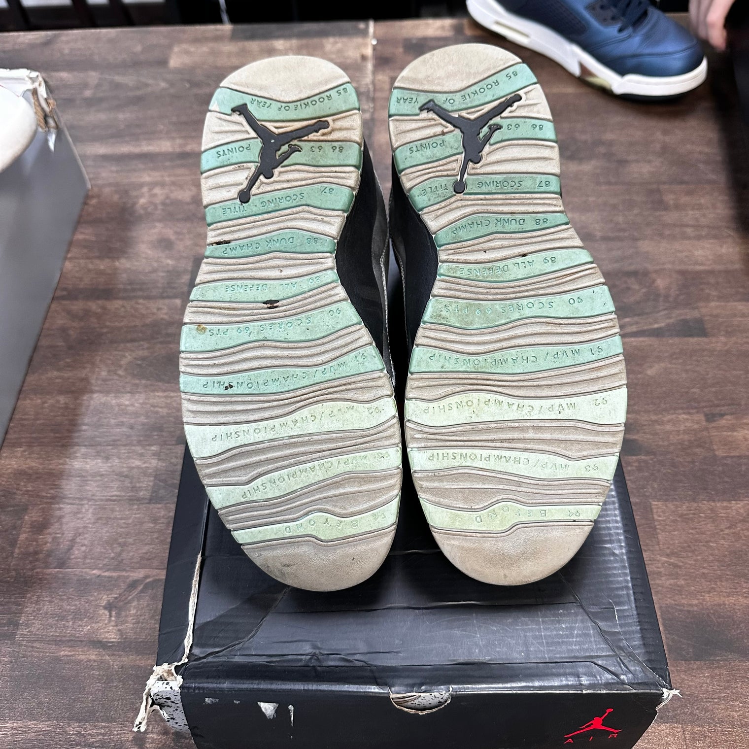 Lady Liberty Jordan 10 (USED,No Box)