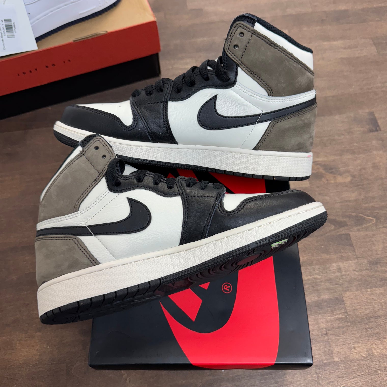 Mocha Jordan 1 High (GS) (USED)