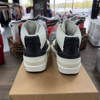 Sail Black Jordan 2 Retro (W) (USED,No Box)