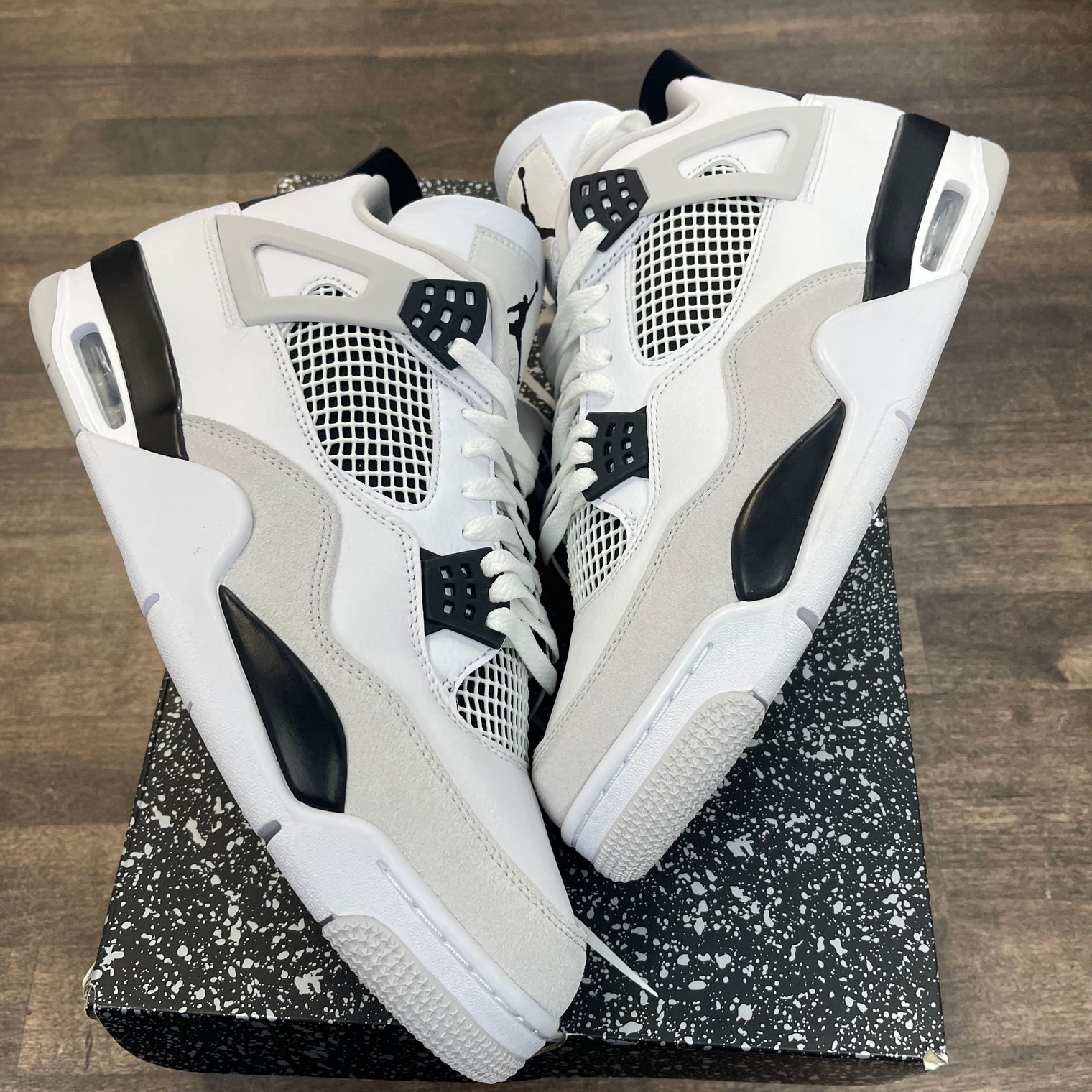 Military Black Jordan 4 (USED)