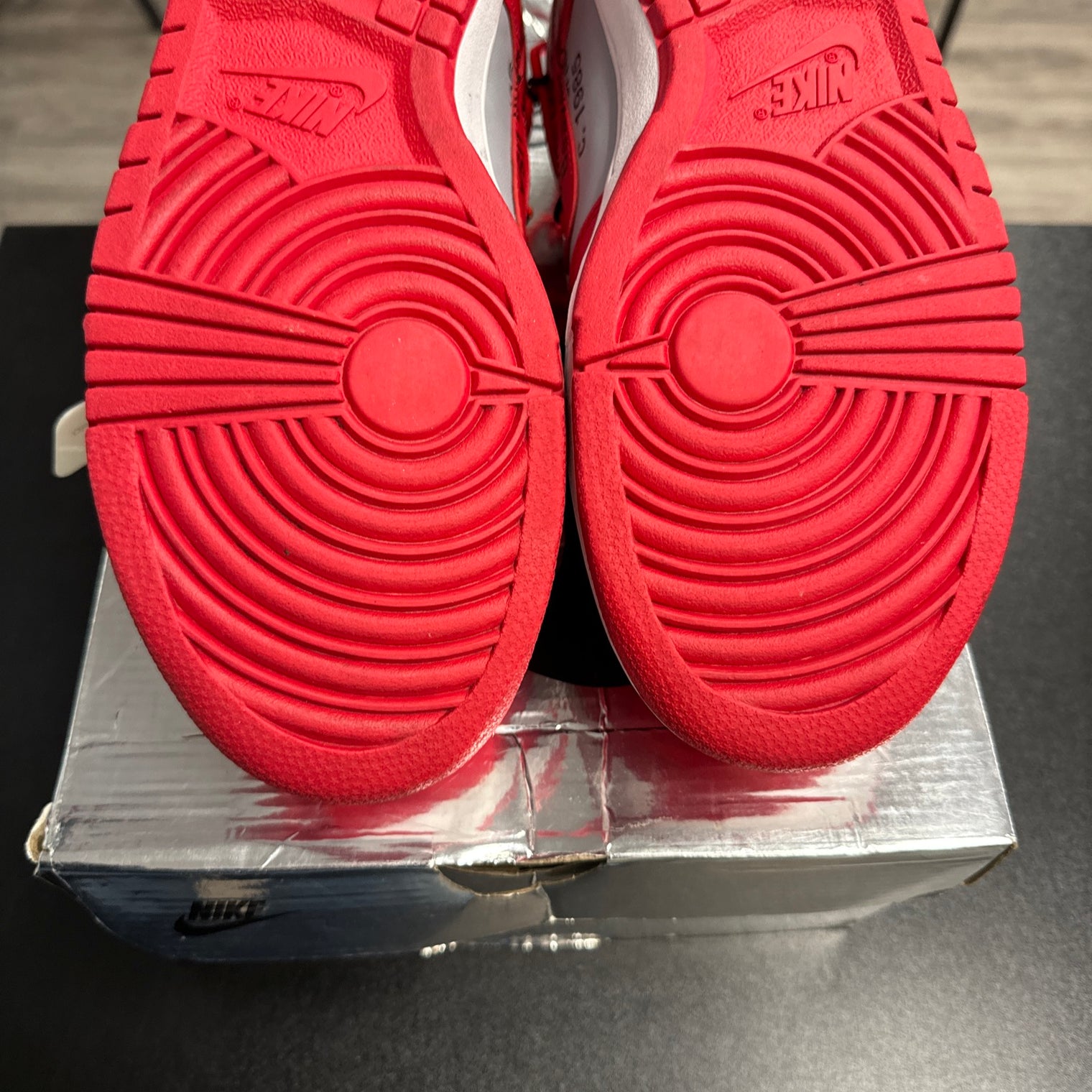 Off-White Nike Dunk Low University Red (Used)
