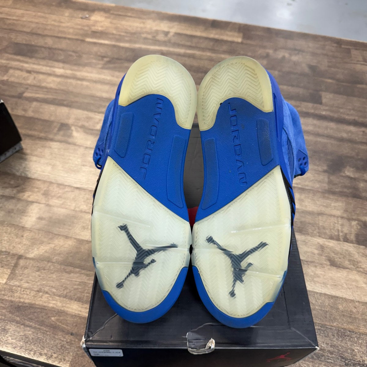 Jordan 5 Retro Blue Suede - Image 5