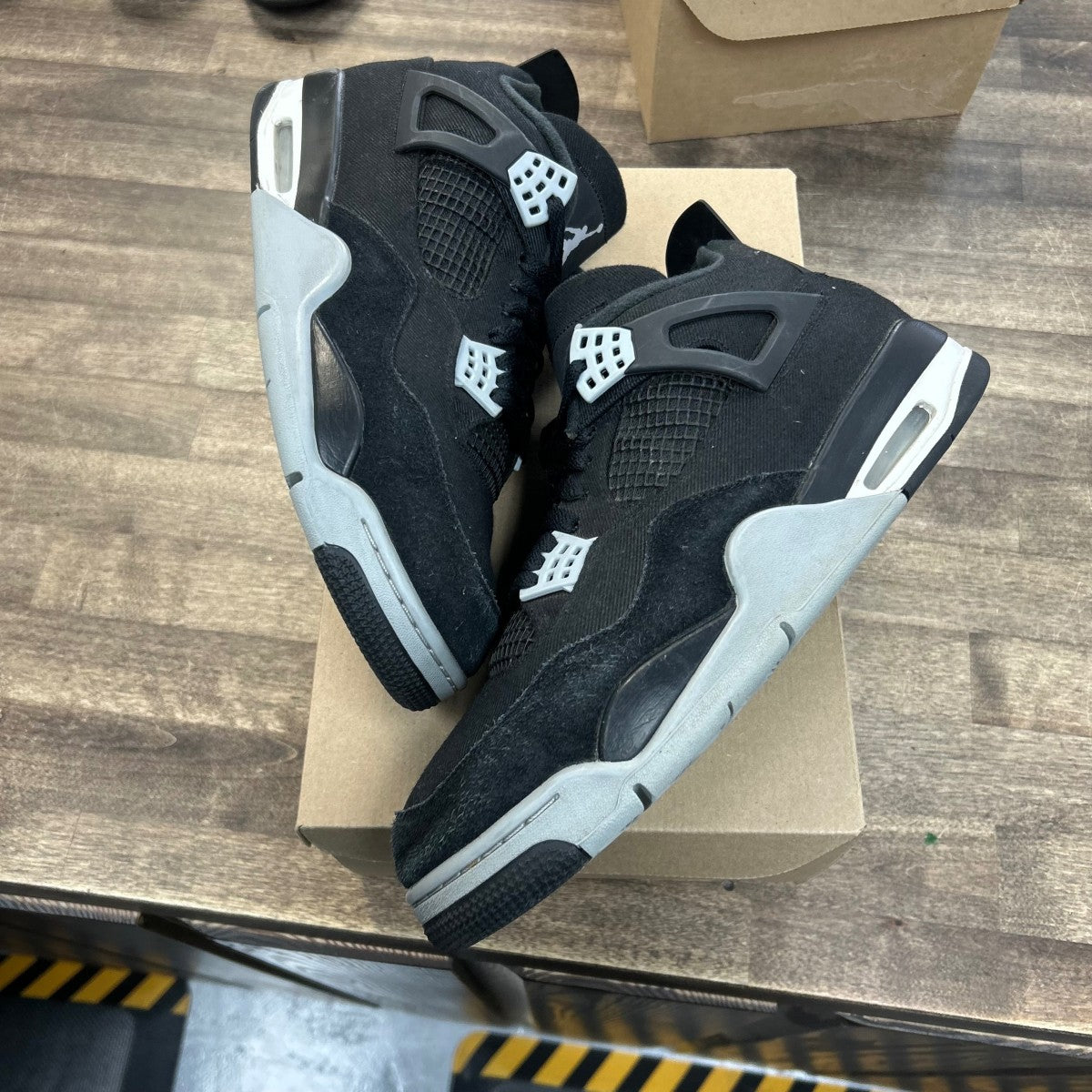Jordan 4 Retro SE Black Canvas Size 13 (Pre-Owned) - Image 1