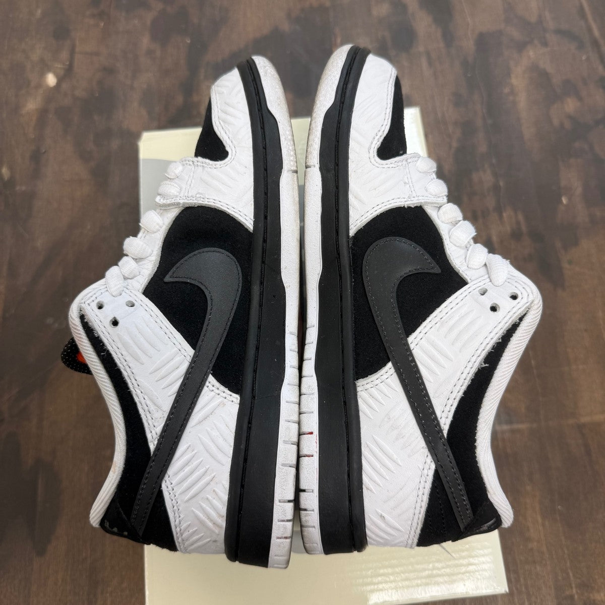 Nike SB Dunk Low TIGHTBOOTH - Image 6