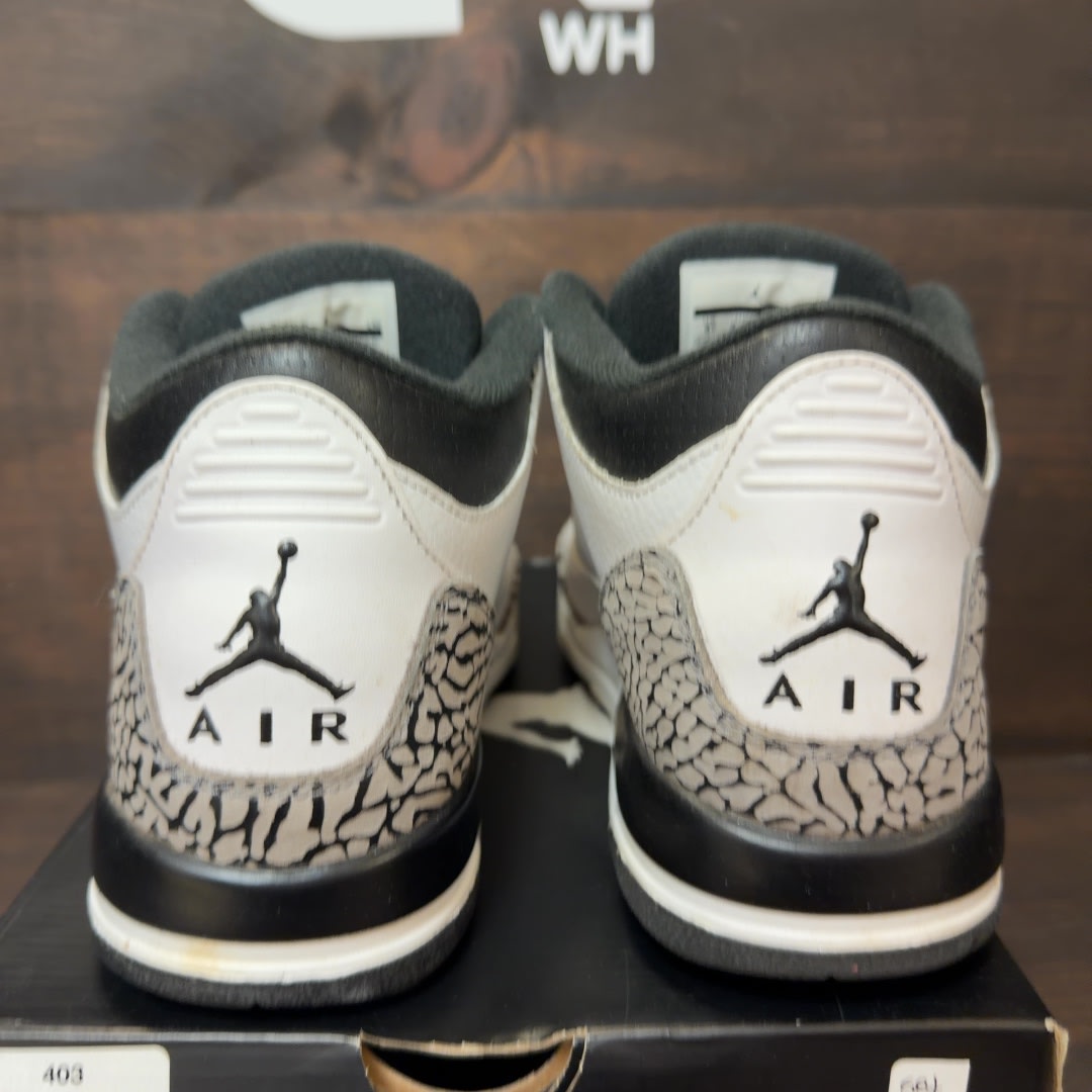 Jordan 3 Retro Infrared 23 (GS) Size 6Y (Pre-Owned)