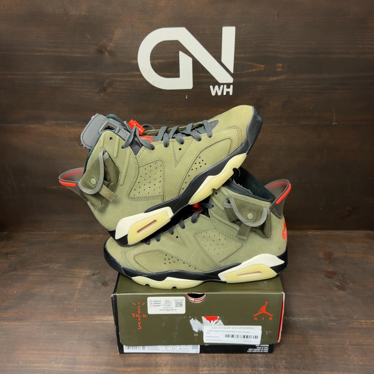 Jordan 6 Retro Travis Scott Size 9.5 (Pre-Owned) - front