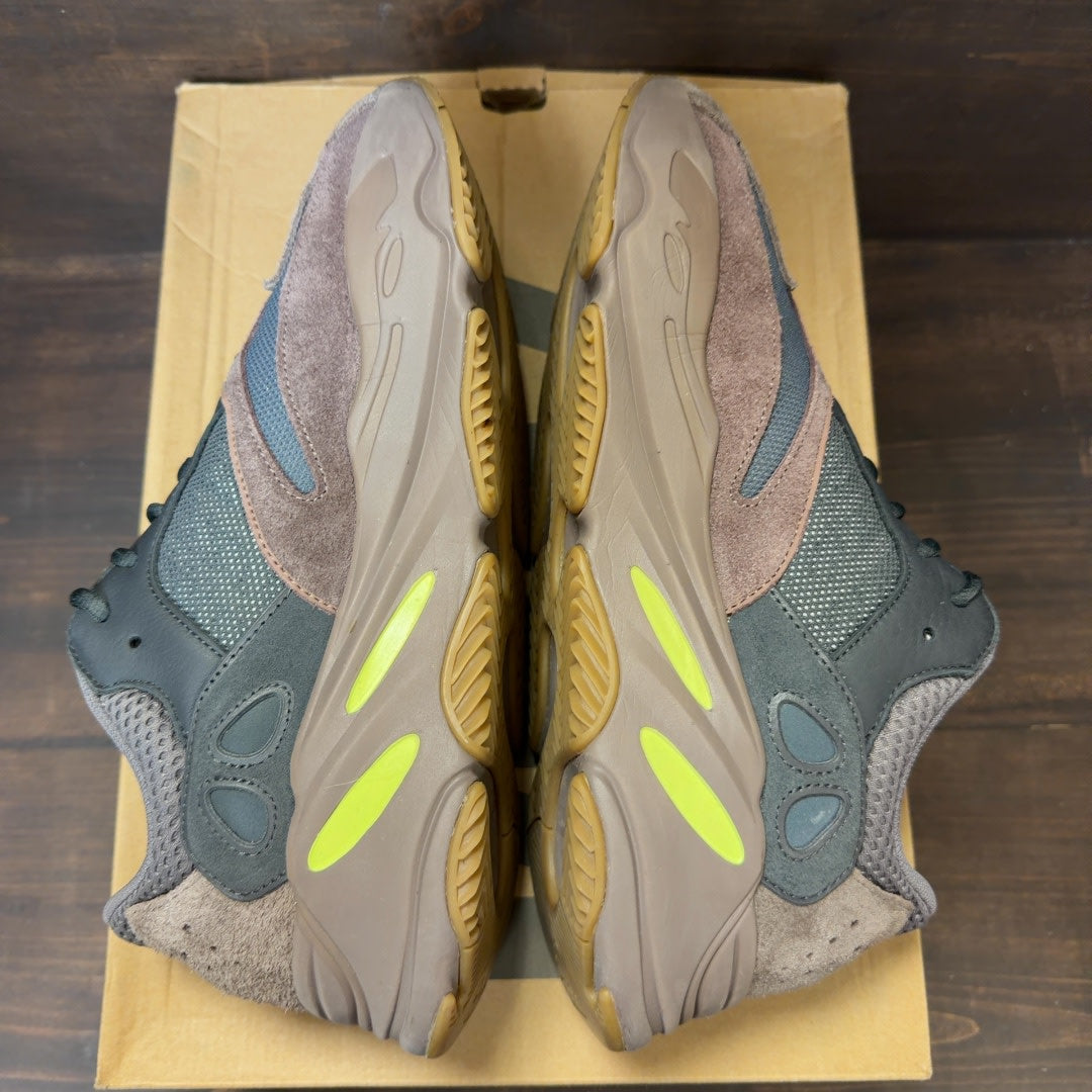 adidas Yeezy Boost 700 Mauve - Image 6