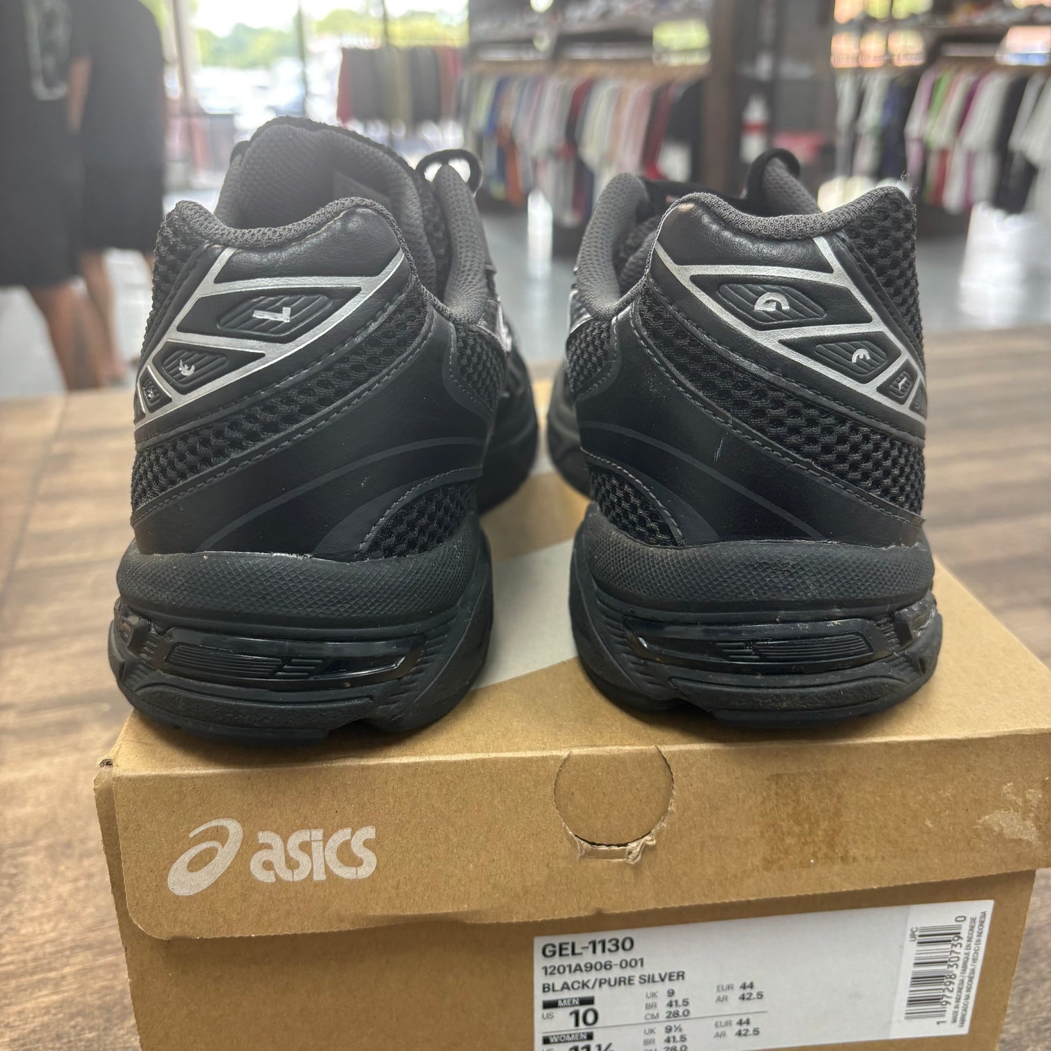 Black Pure Silver Asics 1130 (USED)