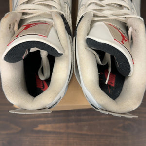 Jordan 4 Retro White Cement (2025) Size 10 (Pre-Owned) - Image 6