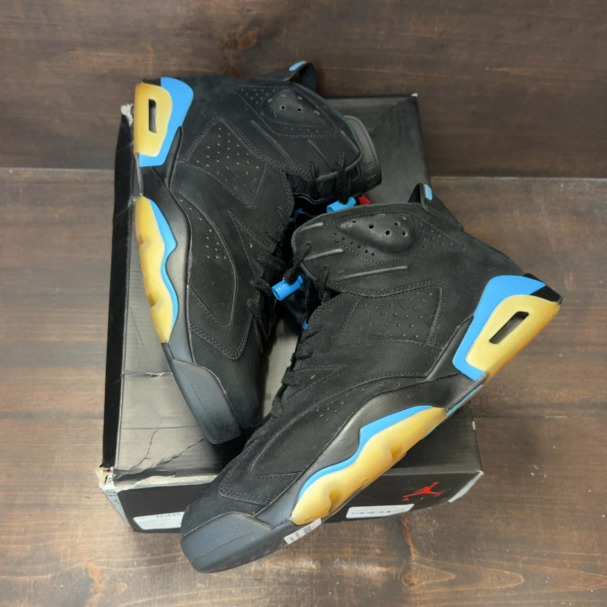 Jordan 6 Retro UNC Size 13 (Pre-Owned) - Image 2