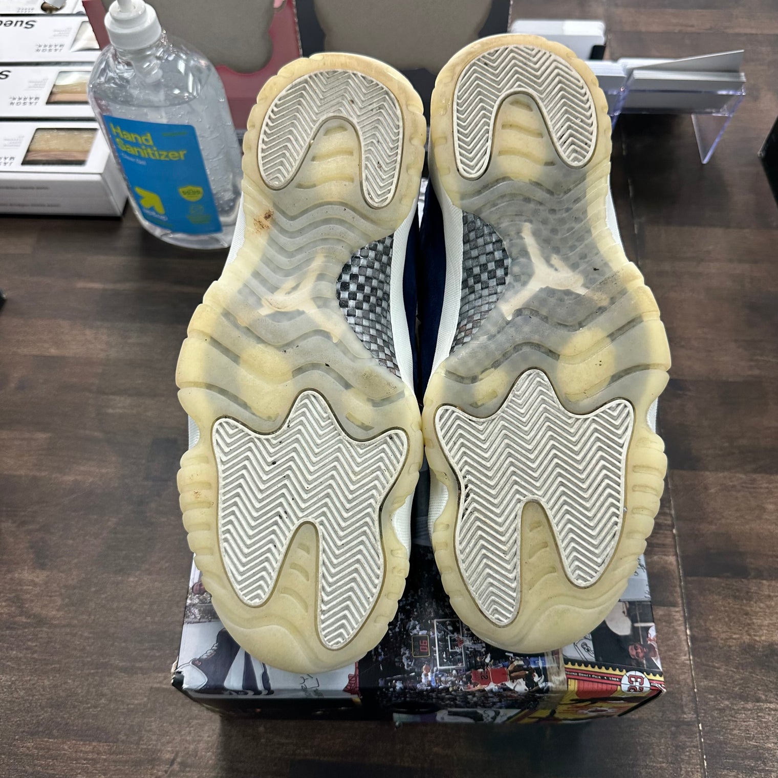 Derek Jeter Jordan 11 Low (USED)