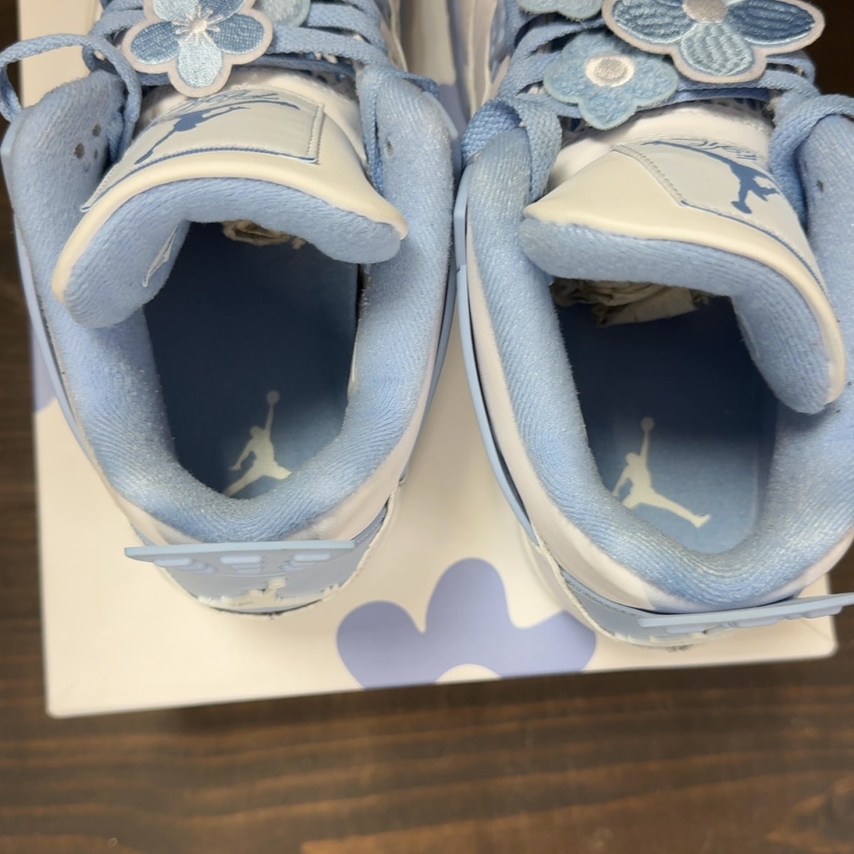 Jordan 4 Retro Forget Me Not (Women's) - Image 6