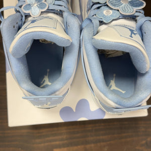 Jordan 4 Retro Forget Me Not (Women's) - Image 6