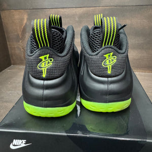 Nike Air Foamposite One Black Volt - Image 5