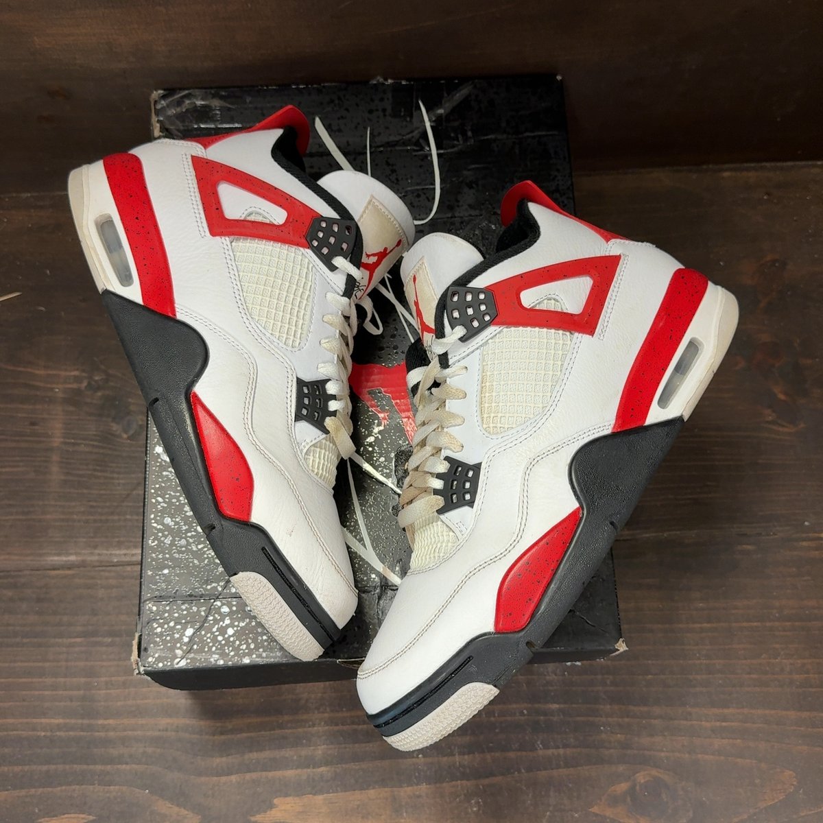 Jordan 4 Retro Red Cement Size 9.5 (Pre-Owned) - back