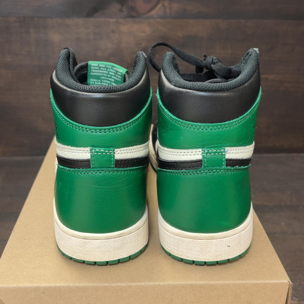 Jordan 1 Retro High Pine Green Size 9 (Pre-Owned) - Image 5